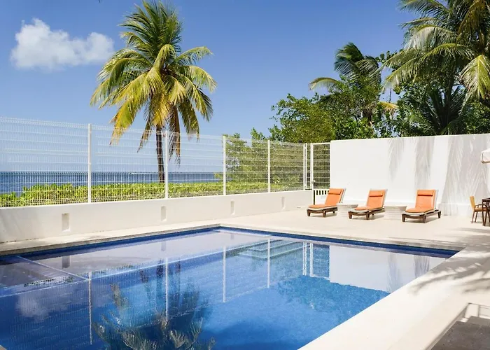 Rosmar Luxury Beachfront House