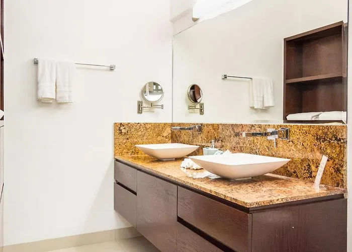 Rosmar Luxury Beachfront House Villa